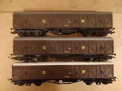 3 Hornby GWR Siphon Bogie Wagons - 00 Gauge  • £29.99