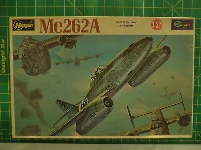 Messerschmitt Me262A - Hasegawa Kit No. JS-079 -- 1:32 Scale Minicraft • $25.99