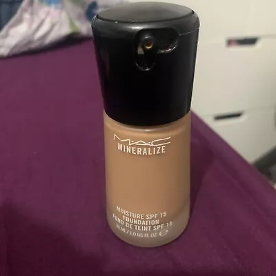 £14 • Buy Mac Mineralize Foundation Nc35