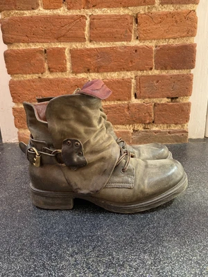 £50 • Buy AS98 Leather Grey Burgundy Distressed Faded Biker Ankle Boots 6 (39) Buckle