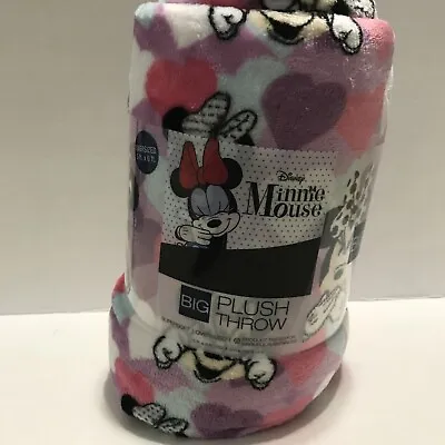 The Big One Oversized Plush Minnie Mouse Hearts Microplush Throw Blanket 5'x6' • $15