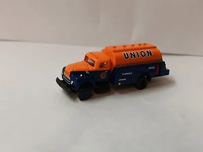 Classic Metal Works Union '76 Fuel Truck   N Scale • $9.76