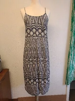 HM Summer Dress 100% Rayon Maxi Dress Size M H&M Spaghetti Strap Pattern Blue  • $13.40