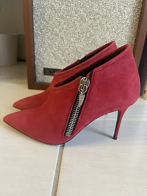 $15 • Buy Giuseppe Zanotti Red Suede Booties Size 36.5
