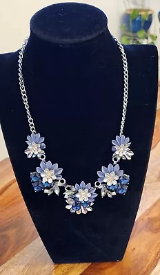 Vera Wang Fantasy Blue Color Crystal Flower Statement Necklace • $2