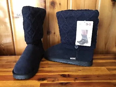 Muk Luks Womens Winter Boots Shoes Knit Cuffed Navy Blue Size 9 • $22.98