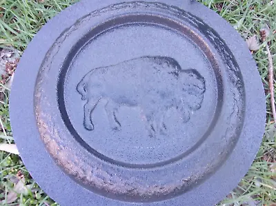 Buffalo Mini Birdbath Mold Garden Casting Plaster Concrete Cement Mould 9  X 1  • $23.95