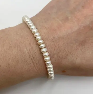 Vintage Solid 10K Yellow Gold Clasp Cultured White 5mm Oval Pearl Bracelet 7.25  • $44.99