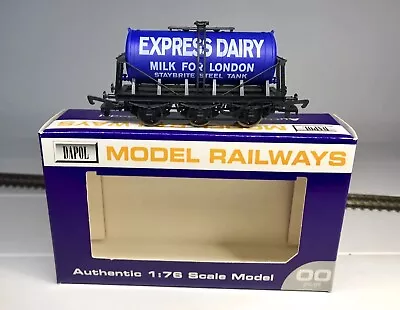 DAPOL B634 EXPRESS DAIRY MILK For LONDON 6 WHEEL TANK WAGON - OO GAUGE - VNM • £13.95