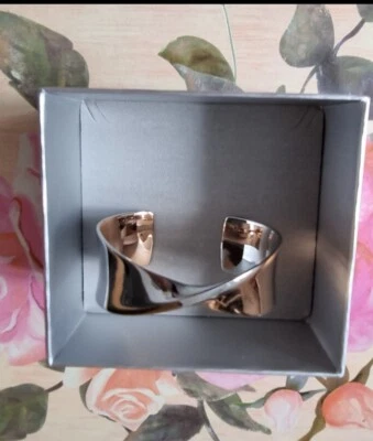 £25 • Buy Calvin Klein Silver Two Tone Bangle