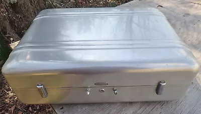 Vintage HALLIBURTON Aluminum BRIEFCASE Luggage CASE 24”x18”x 8” Los Angeles • $64