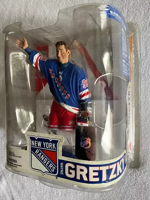 McFarlane  WAYNE GRETZKY #99 N.Y. RANGERS NHL Legends Series 6  Retirement Pose • $39.95