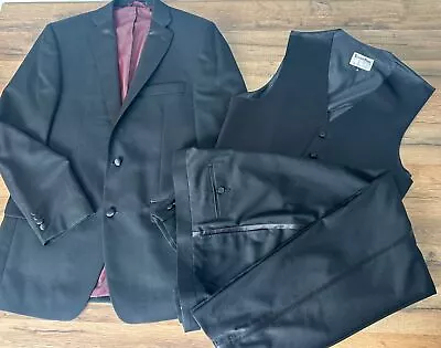 Madison Men’s Black Tuxedo 40L Jacket Side Satin Stripe 34 X 32 Pants Bonus Vest • $74.99