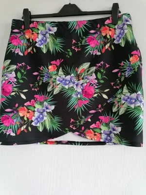 £10.49 • Buy Womens Skirt Size 18 New Modesty Tropical Colours Great For Beach Or Poolside