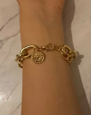 £4 • Buy New Gold Chain Bracelet With Coin Charm - Costume Jewellery 