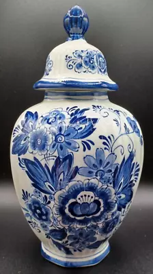 Royal Dutch Blauw Hand Painted Delft Blue & White Baluster Jar Urn Lid 10  Tall • $100