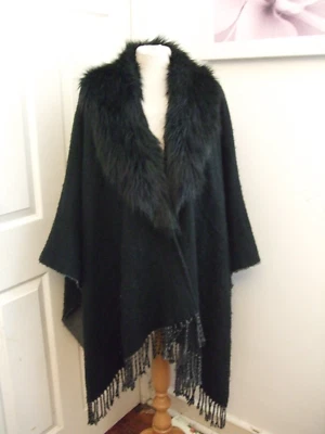 £6.99 • Buy Black/Grey Faux Fur Trimmed Cape  One Size Regular