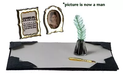 MINATURE DOLLHOUSE DESK SET For DOLLHOUSE 4 PC FRAMED PICTURE INKWELL CALENDAR • $8.49