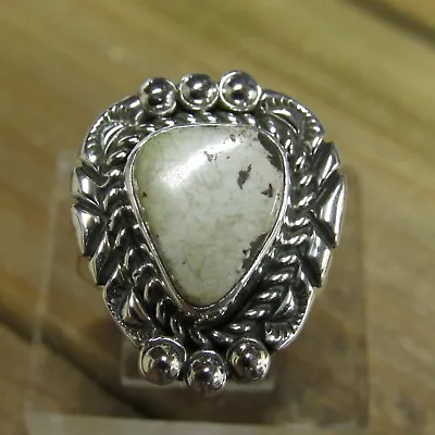 Vintage Sterling Silver White Buffalo Statement Ring • $94