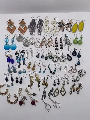 Lot Of (40) Modern Mixed Bold Pierced Earring Assorted Colors & Shapes Euc • $47.99