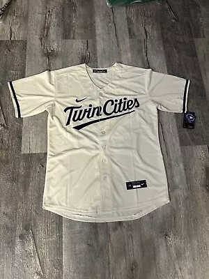 Men’s Minnesota Twins #23 Royce Lewis Stitched Jersey - Size Medium • $69.99