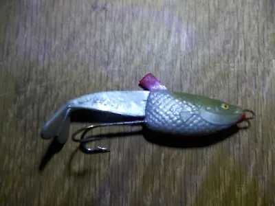 (HTF) Vtg Vivif Soft Minnow Lure Olive Green/Silver SUPER CLEAN Approx 3   1/24 • $10.95