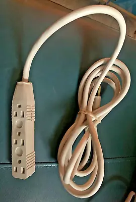 Vintage Power Outlet Extension Cord 8.5ft. 3 Plugs • $1.99