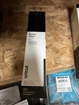 $19.99 • Buy Cricut Removable Smart Vinyl 13in. X 21ft-Black