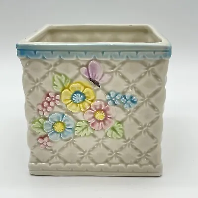 Vintage 1985 Lefton Baby Planter/Vase Pastel Flowers Butterfly Quilted Pattern • $12.99