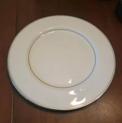 Mikasa Briarcliffe Bone China Dinner Plate 10 1/2  A1-101 Japan • $8