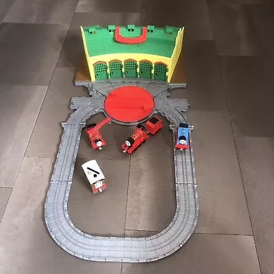 Thomas & Friends Take N Play Tidmouth Folding Roundhouse Shed With Trains • £29.95