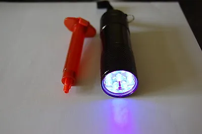 3ml Loca Glue  &  9 Led Uv Torch  Compatible With Iphone samsung htc  • £5.49