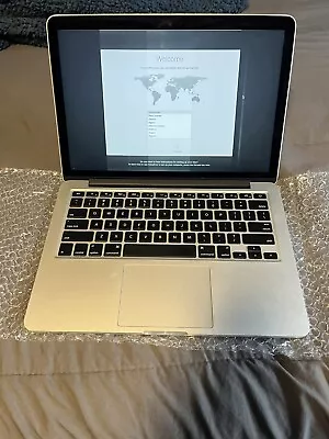 Apple MacBook Pro 13.3  Weird Screen Lines No WiFi For Parts • $130