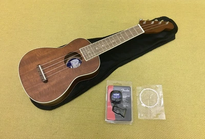 $109.99 • Buy 0971610022 Fender Seaside Soprano Ukulele Pack W/ Bag & Tuner Walnut Fingerboard