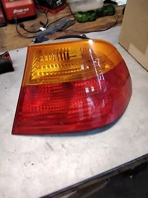 Genuine 1998-2006 BMW Coupe E46 Right Rear Taillight OEM 63218364726 Red/Amber • $29.99
