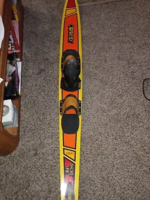 Vintage Connelly DEMO SHORT LINE Water Ski Board  65  • $30