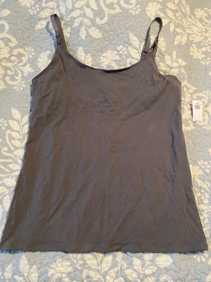 $8 • Buy Old Navy Maternity/nursing Cami - Large