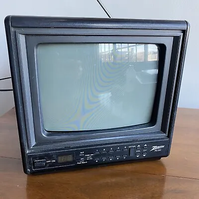 Vintage Zenith D0930S AC DC Retro Gaming Color 9  Portable Cube TV WORKS • $100