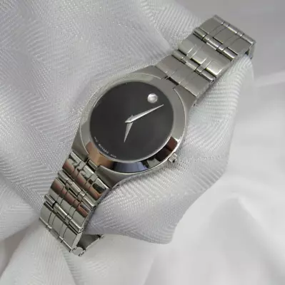 Movado Mens Museum Black Dial Watch • $0.99