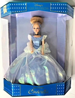 $21.79 • Buy Vtg. 90's WALT DISNEY'S Classic Doll Collection CINDERELLA Barbie Doll - *READ*