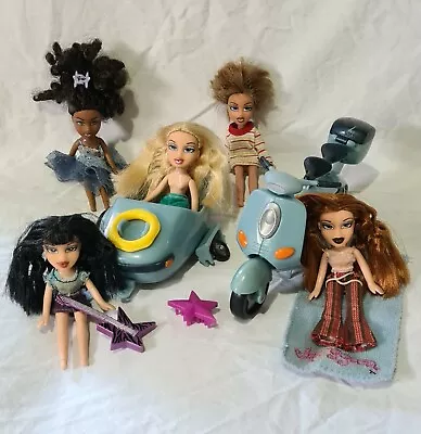 MINI BRATZ BUNDLE *with Scooter And Side Car* • $30