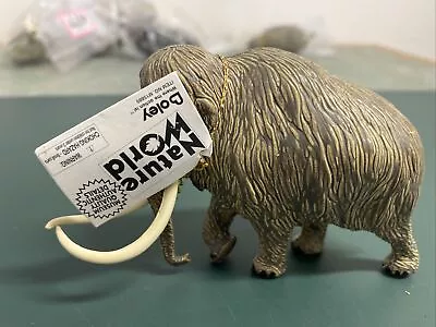 DK484 Invicta NHM Grey Mammoth 1975 Dinosaur Model Figure Toy Nature World BNWT • £20