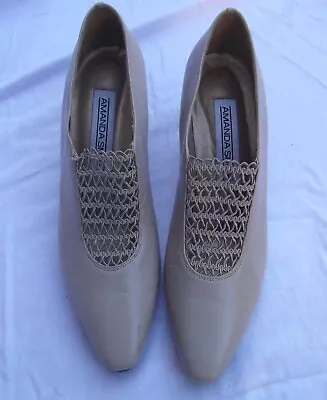 $14.99 • Buy Amanda Smith Oxford 3 1/2” Heels 7 1/2M Cream/dove Color Leather