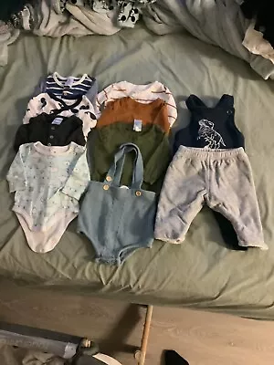 Baby Boy Clothes Bundle Size 000 • $30