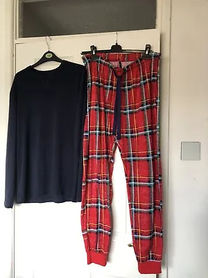 Men’s Pyjamas / Loungewear Set Size M Immaculate Condition • £8.99