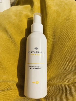 Tan Accelerator FM Best Seller 150ml On The Beach In The Garden  Sun Beds  • £11