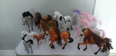 £24.99 • Buy Bundle Of Plastic And Felt Toy Horses And Accessories Read Discription