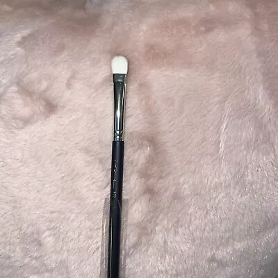 MAC 239s Eye Shader Brush Synthetic Hair New • $16