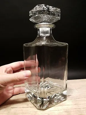 26oz Antique Vintage Style Glass Whiskey Medicine Apothecary Decanter Bottle • $30