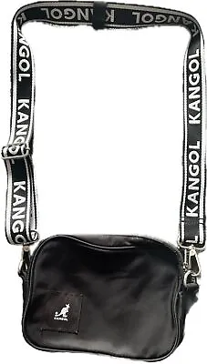 Kangol Cross Body Bag • £10